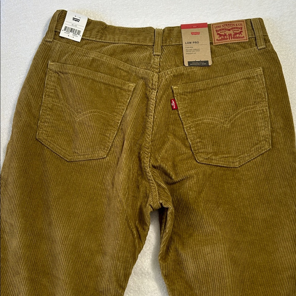 Levi’s 30 x30 Jeans Low Pro Golden Tan Corduroy MidRise Straight Leg Relaxed NWT - Picture 7 of 13